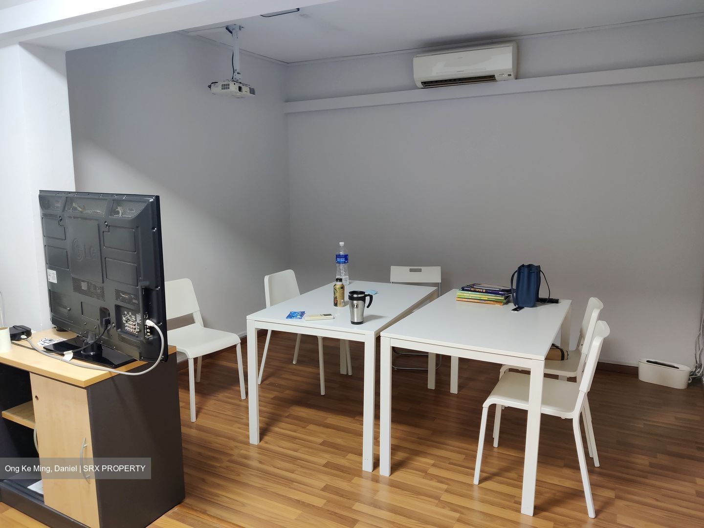 Hougang Street 21 (D19), Shop House #464642111